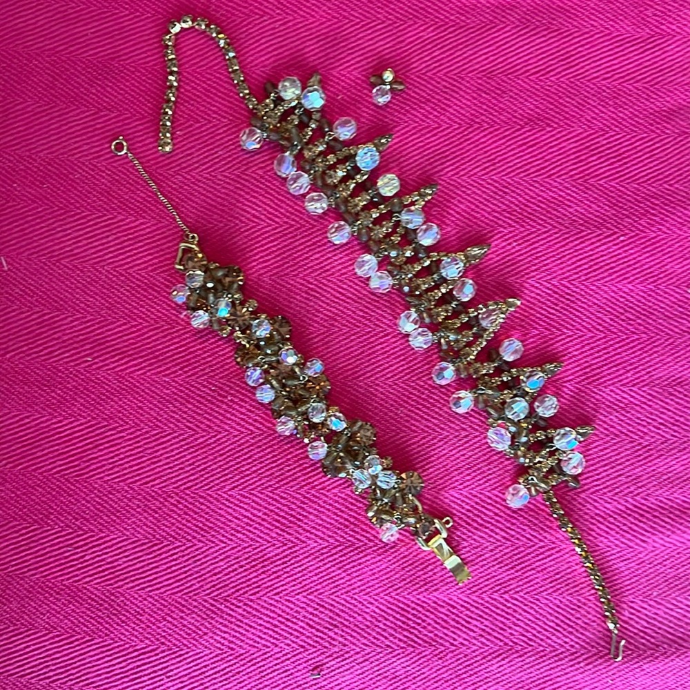 VINTAGE Necklace16” and bracelet 6.5 inches SET